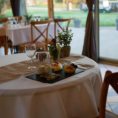 Normandy Country Club 3* בלם