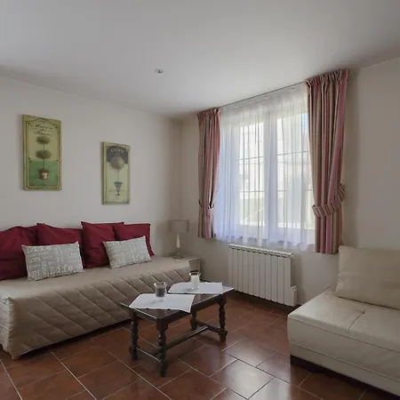 מלון Normandy Country Club בלם