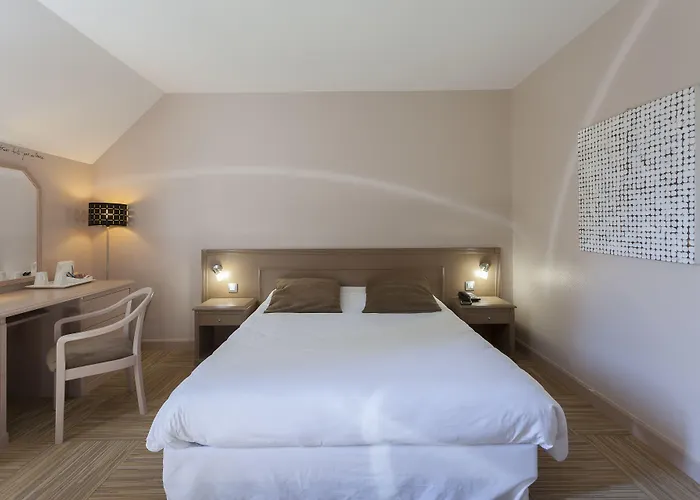 Normandy Country Club Hotel Belleme